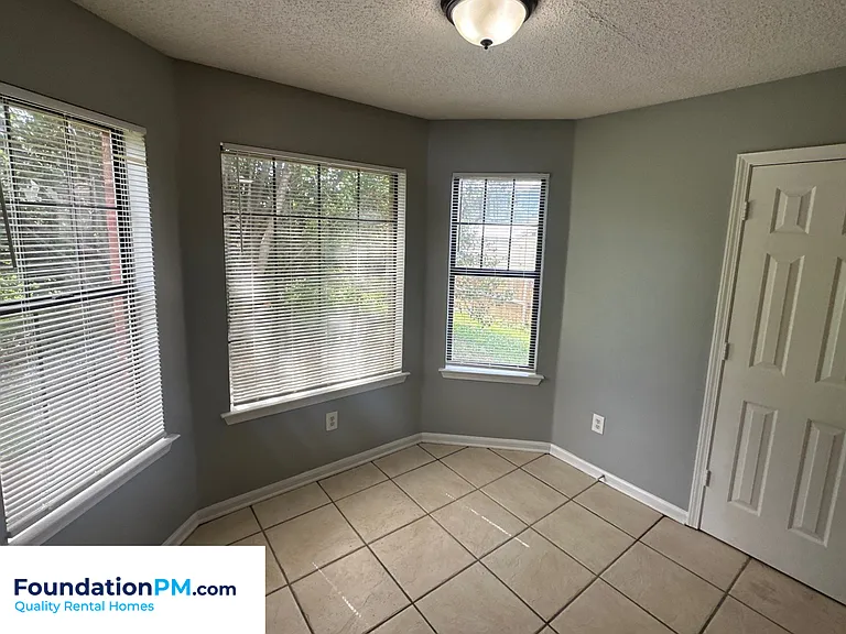 5407 Riverdale Rd — Photo 5
