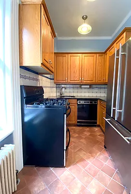 Rented by Bohemia Realty Group | media 13