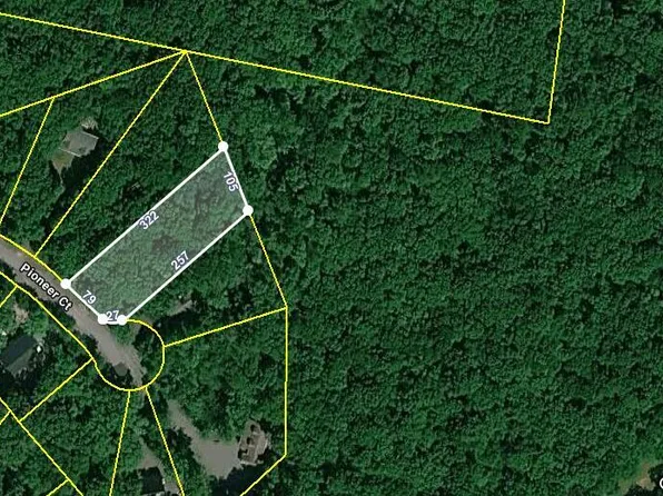 806 Pioneer Ct, Lackawaxen, PA 18435