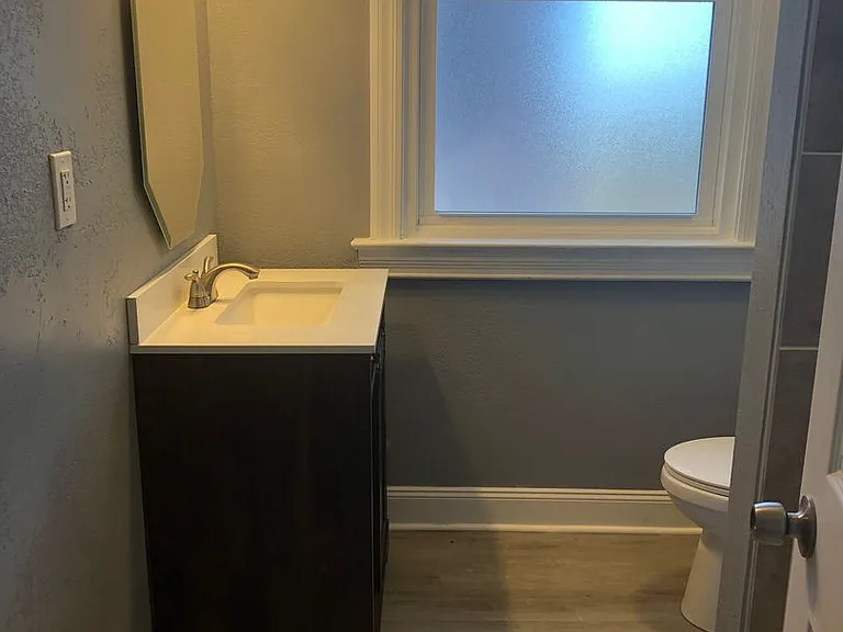 121 Cohassett St — Photo 3