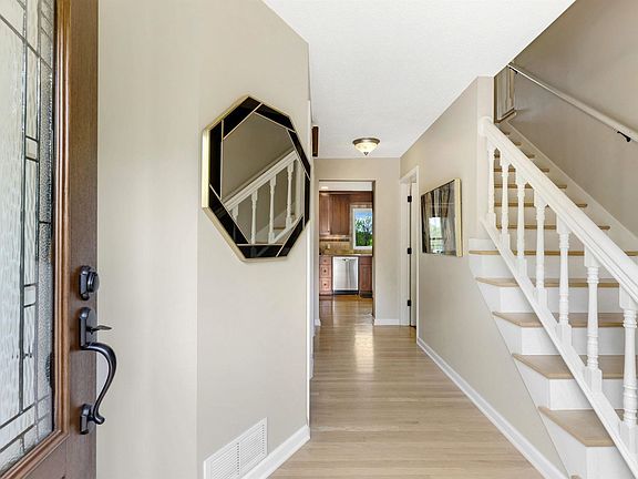 3rd image of 12579 Driftwood Ln