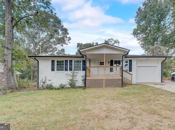 2952 Mustang Dr, Gainesville, GA 30507