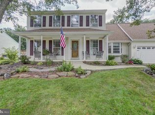 306 Cardinal Glen Cir, Sterling, VA 20164