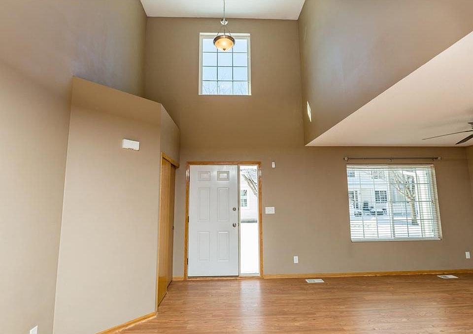 1st image of 9405 Greenspire Dr Unit 21