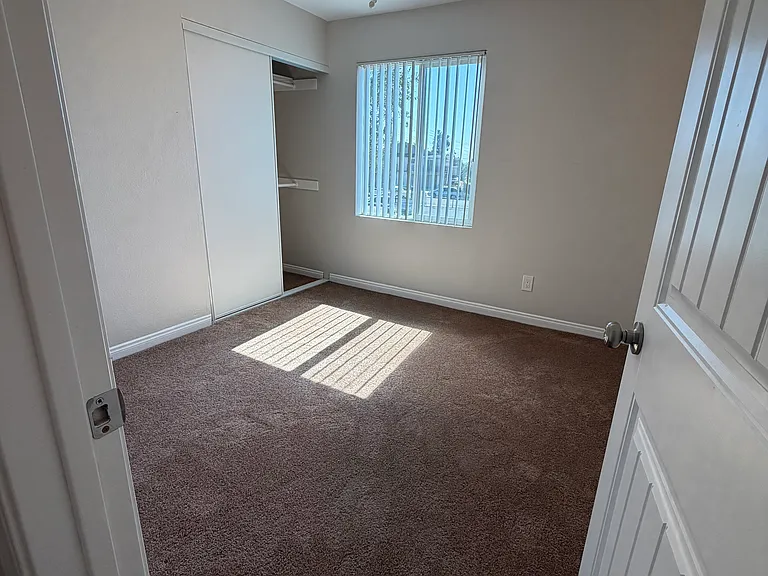 84 Kingswood Dr #5 — Photo 12