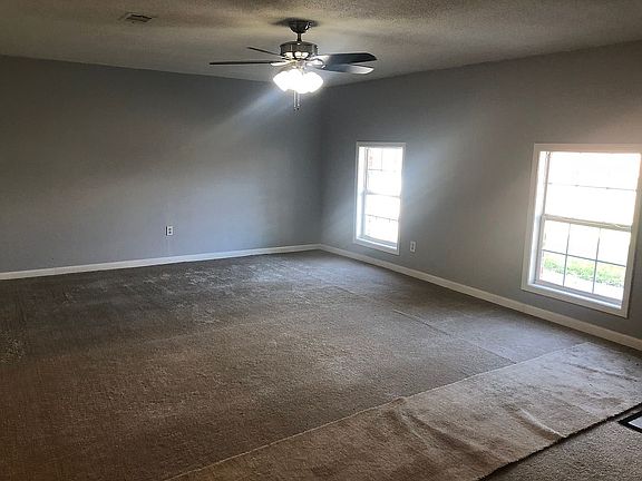 2nd image of 320 Bannerwood Dr