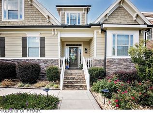 11 Skipping Pines Ct, Spring Lake, NC 28390