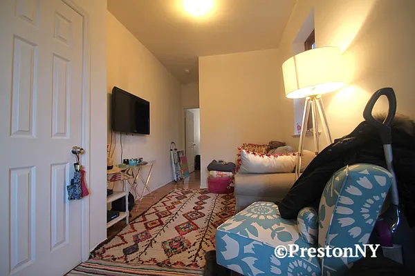 Rented by JM Preston Properties LLC | media 29