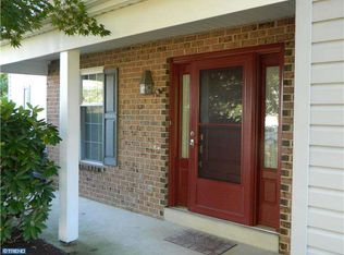 750 Ridge Ln, Warminster, PA 18974