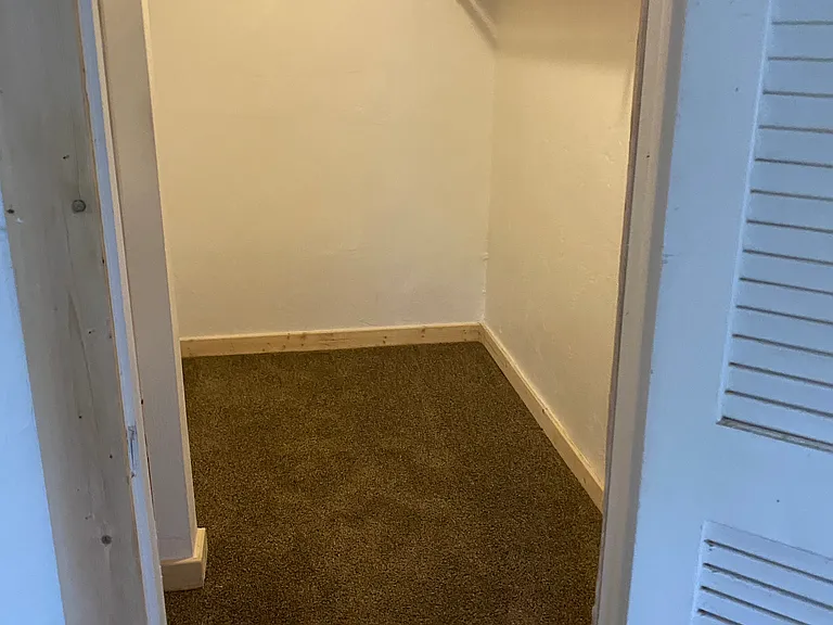 4906 Victoria Dr #204 — Photo 8