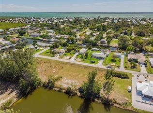 3242 7th Ave, Saint James City, FL 33956