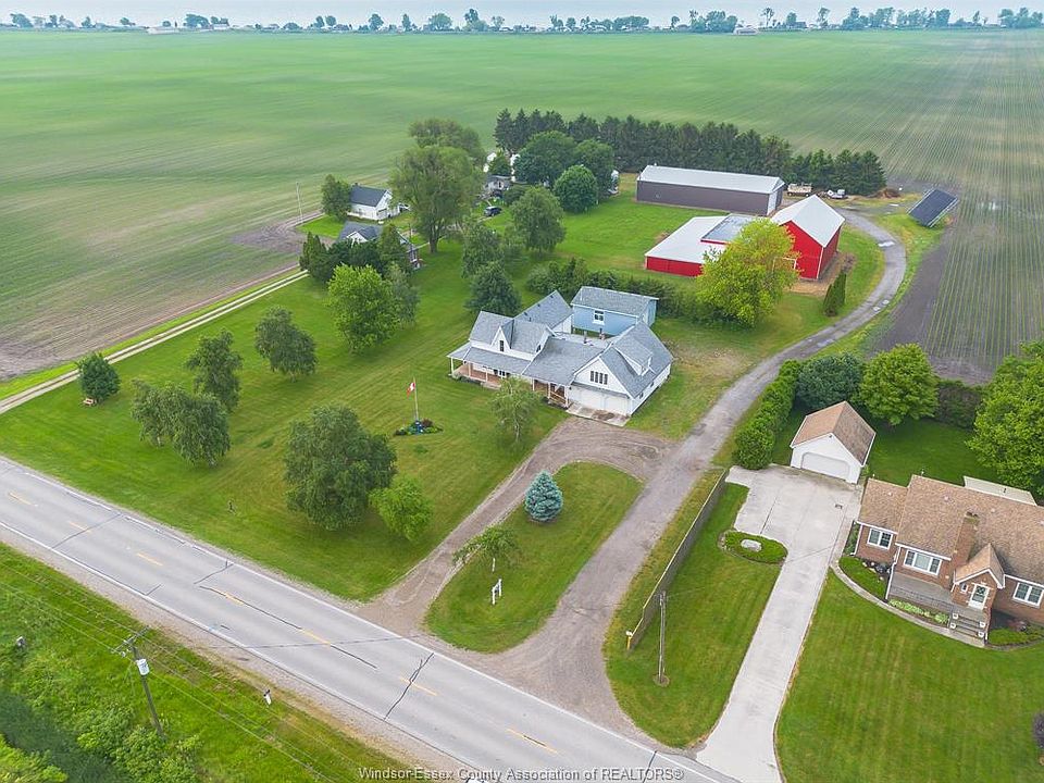 1st image of 18332 Erieau Rd