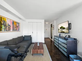 330 3rd Avenue 8D image 1 of 8