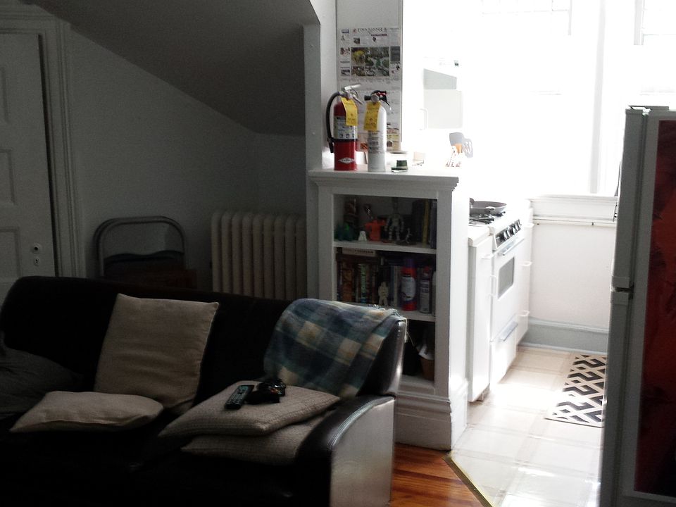 living room to kitchen