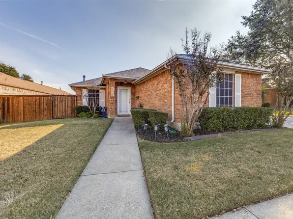 218 Streamside Dr, Desoto, TX 75115