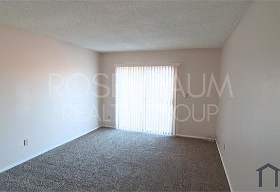 3rd image of 1000 N Pueblo Dr