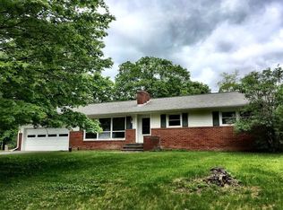 313 Round Lake Rd, Rhinebeck, NY 12572