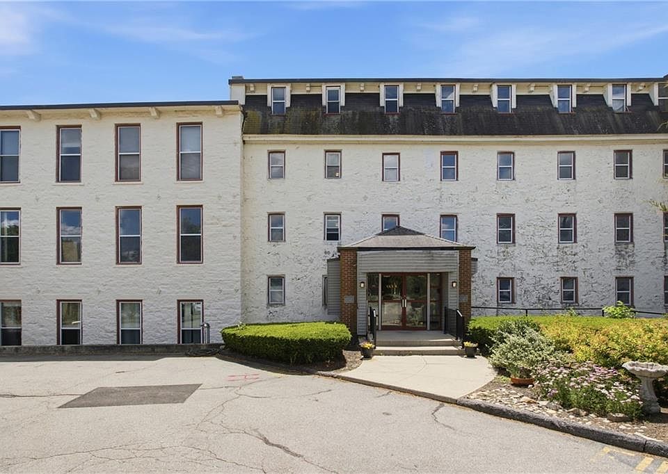 1st image of 494 Woonasquatucket Ave APT 411