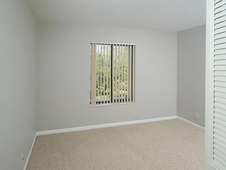 1015 Green Pine Blvd #B3 — Photo 13