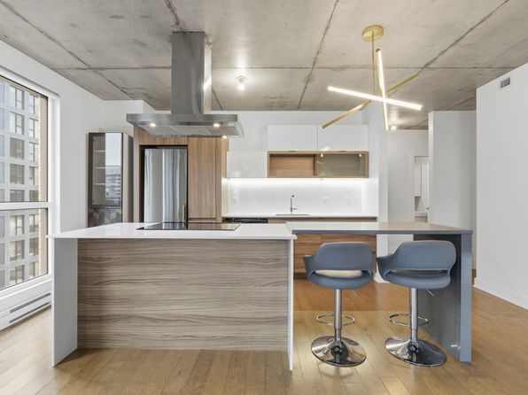 235 Rue Peel #1201, Montreal, QC H3C 0P8