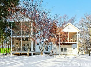 6925 2nd St, Douglas, MI 49406