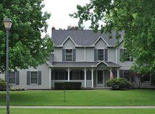 25007 Tricia Dr, Westlake, OH