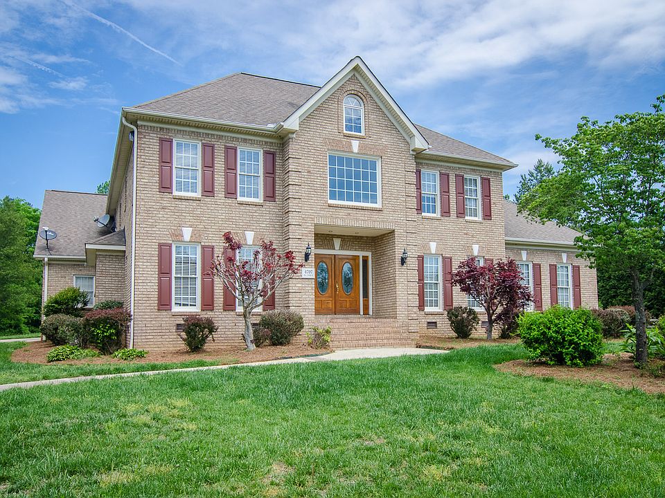 Large all Brick Transitional