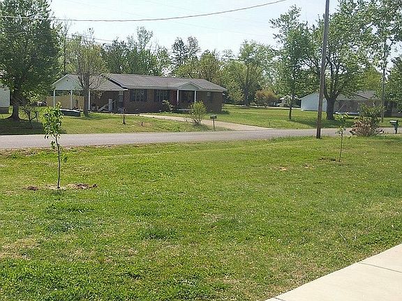 Front lawn and walkway