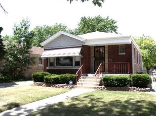 8714 S Fairfield Ave, Evergreen Park, IL 60805