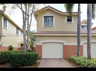 3842 Tree Top Dr, Fort Lauderdale, FL 33332