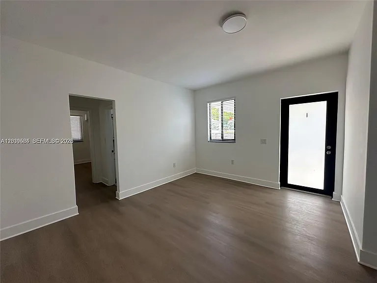 411 SW 18th Rd #REAR — Photo 4