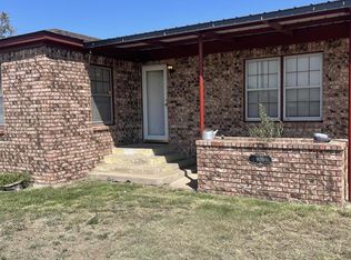 905 Main St, Skellytown, TX 79080