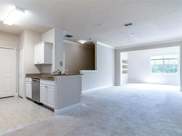 304 Southern Pecan Cir, Winter Garden, FL