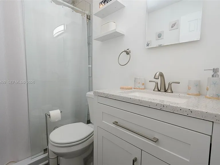 742 Granada St #A — Photo 34