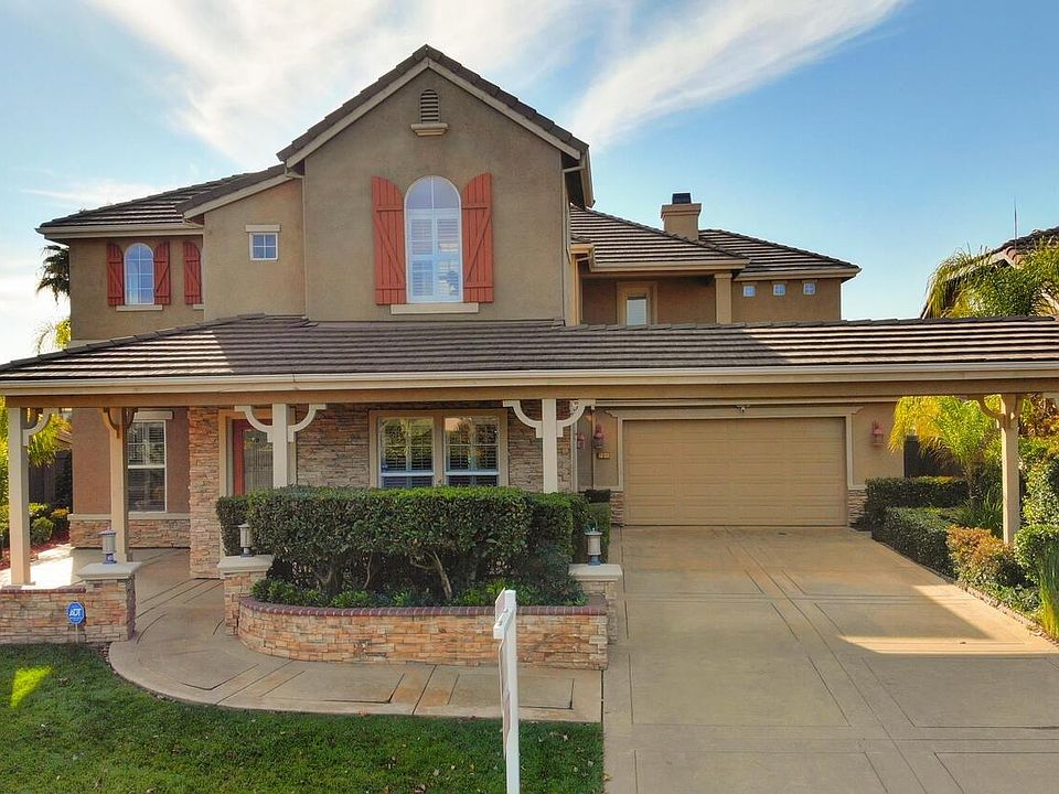 2nd image of 201 Vista Creek Cir
