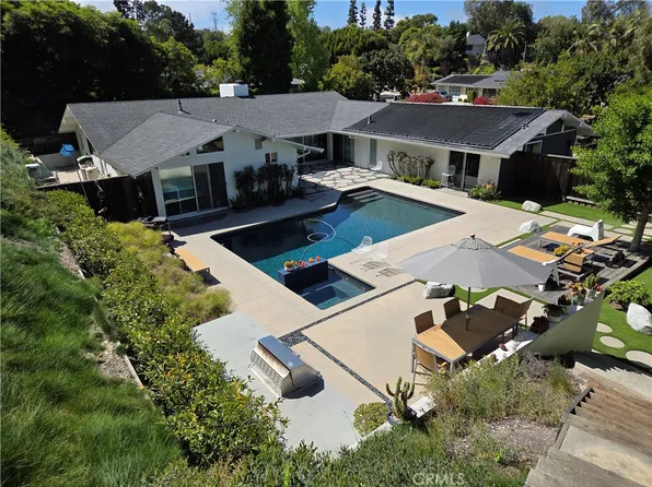 28715 Crestridge Rd, Rancho Palos Verdes, CA 90275