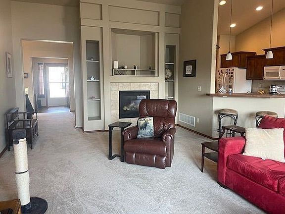 5th image of 14216 E Crown Ave