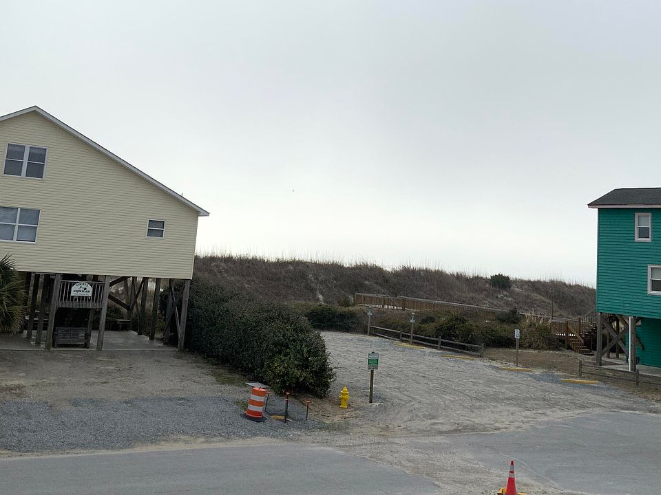 2nd image of 1104 Ocean Drive
