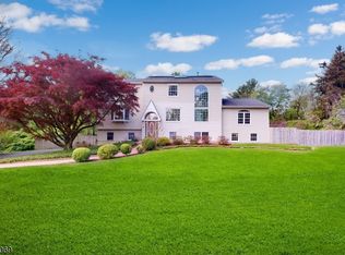 35 Galloping Hill Rd, Basking Ridge, NJ 07920