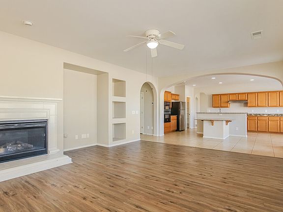 4th image of 5204 N 193rd Ave