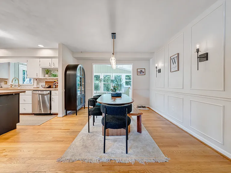 621 Aragona Dr — Photo 6