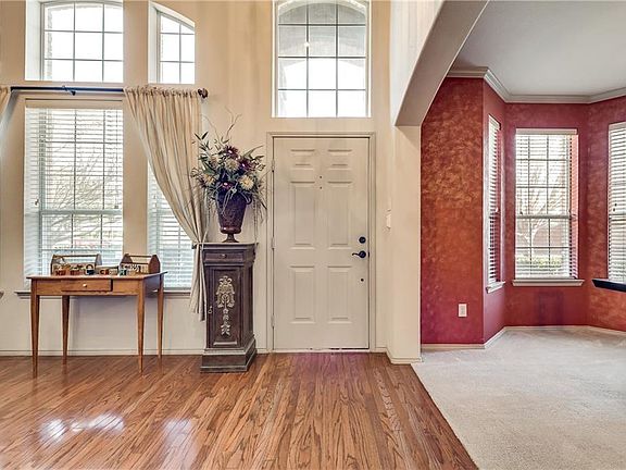 2nd image of 5101 Twilight Dr