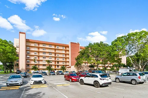 14623 Bonaire Blvd #405 Photo 1