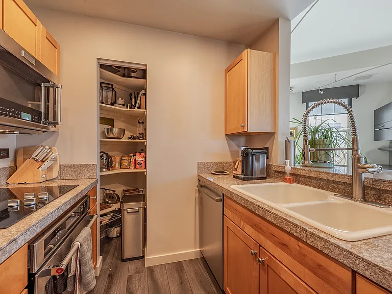 475 W 12th Ave #5A — Photo 56