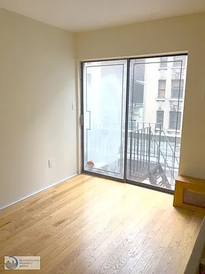 Rented by Metropolitan Property Group | media 23