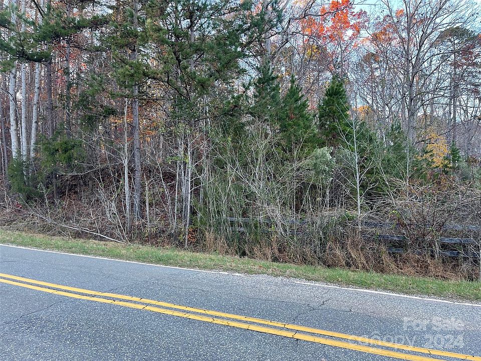 2nd image of 6702 Lewis Rd