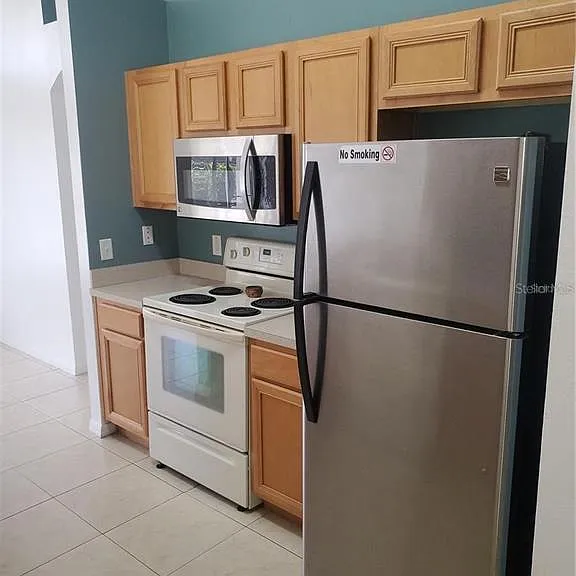 2618 Emerald Island Blvd — Photo 31
