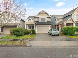 716 Brookstone St, Mount Vernon, WA 98273