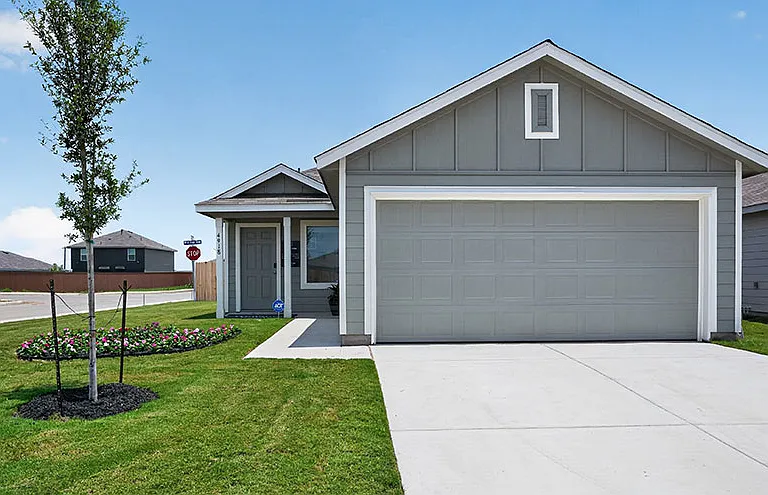 Vista at Avenida Rental Homes — Photo 23