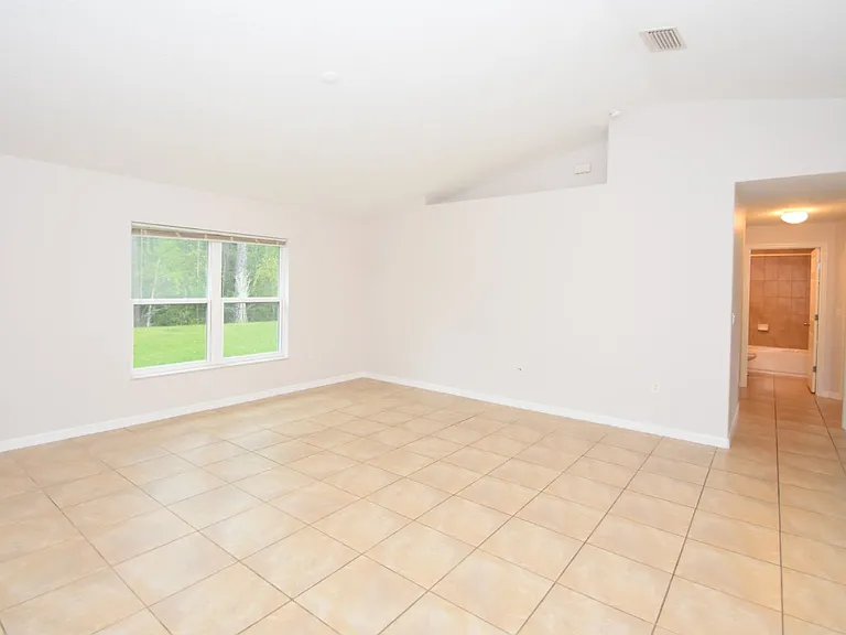 34 Renshaw Dr — Photo 14